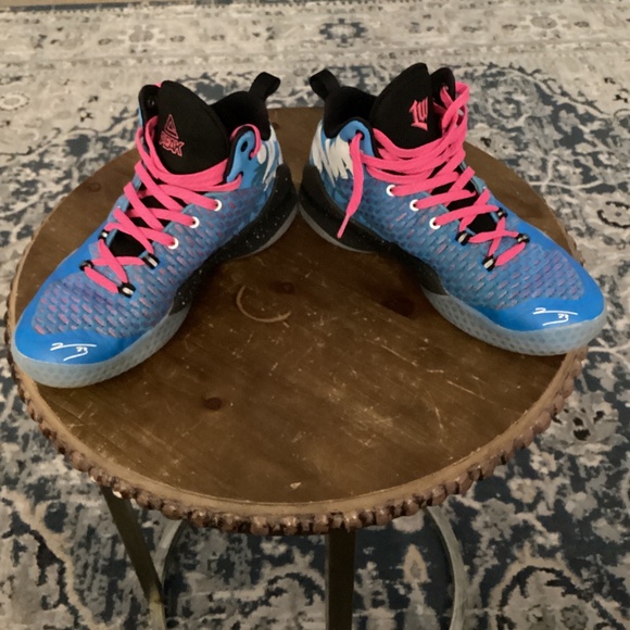 Peak Tennis Shoes, 7, Blue &   Pink - Picture 5 of 6